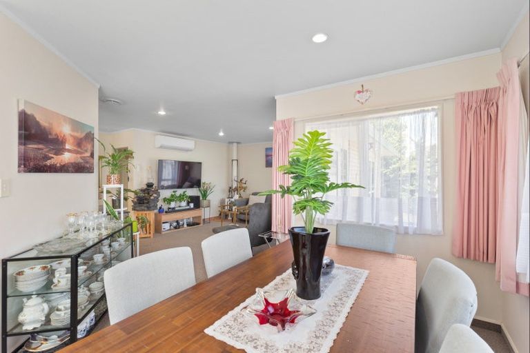 Photo of property in 174 Bath Street, Levin, 5510