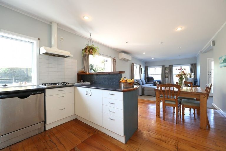 Photo of property in 23 Grange Road North, Haumoana, 4102