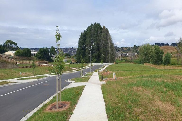 Photo of property in 13 Waimaa Lane, Pokeno, 2402