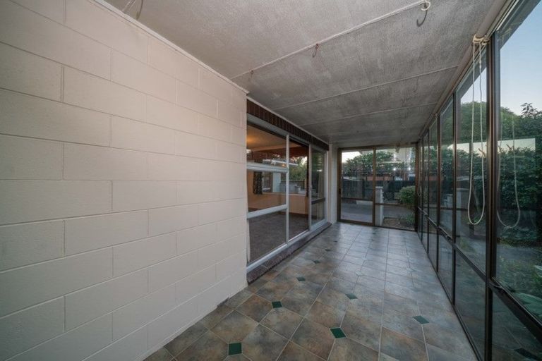 Photo of property in 5 Radbrook Street, Avonhead, Christchurch, 8042