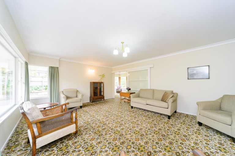 Photo of property in 2 Caccia Birch Lane, Hokowhitu, Palmerston North, 4410