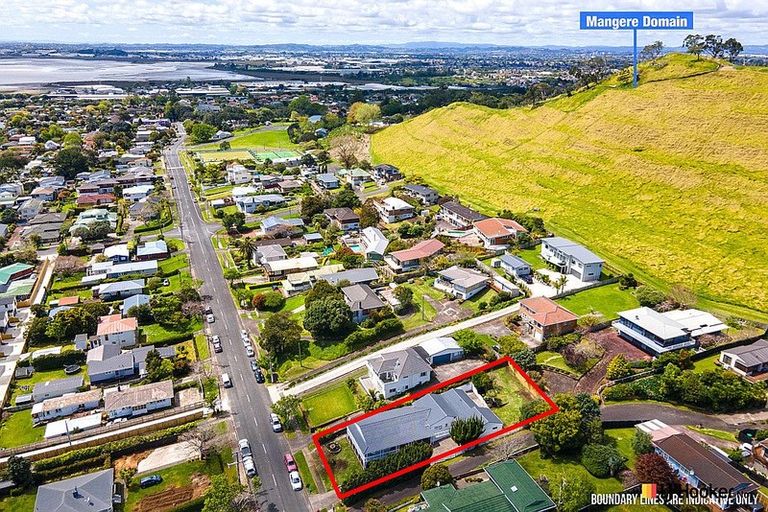 Photo of property in 59a Taylor Road, Mangere Bridge, Auckland, 2022