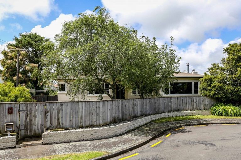 Photo of property in 9 Tasman Street, Vogeltown, New Plymouth, 4310