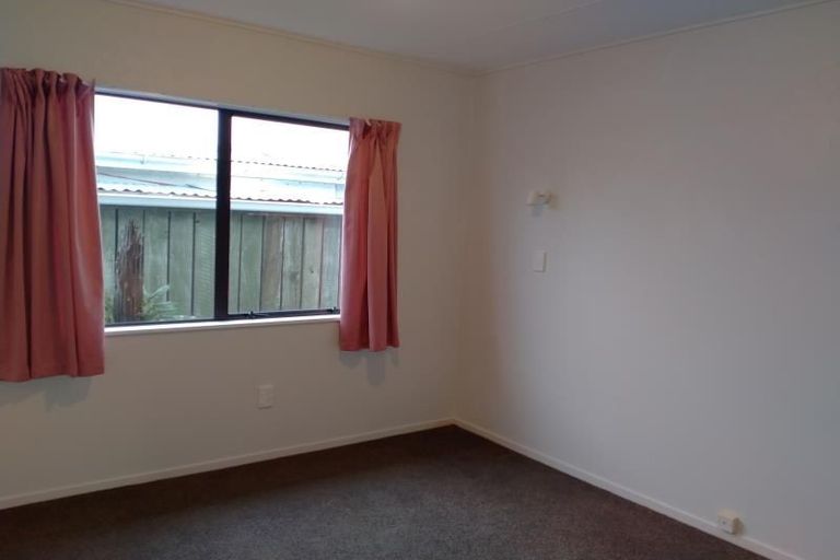 Photo of property in 17 Fleming Crescent, Maraenui, Napier, 4110