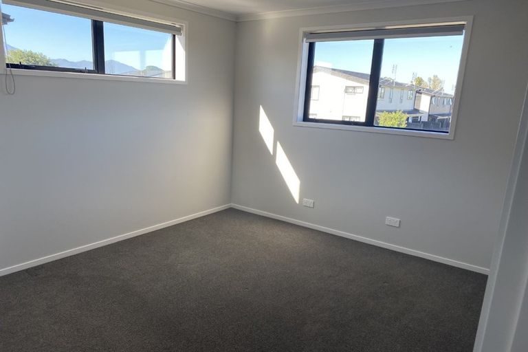 Photo of property in 35 Discovery Place, Marfell, New Plymouth, 4310