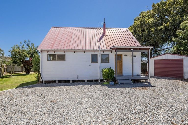 Photo of property in 52b Kirk Street, Otaki, 5512