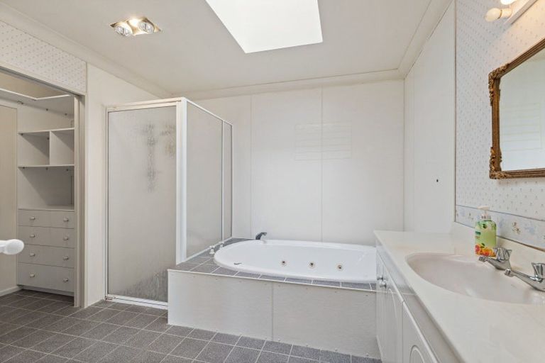 Photo of property in 75 Burwood Road, Matamata, 3400