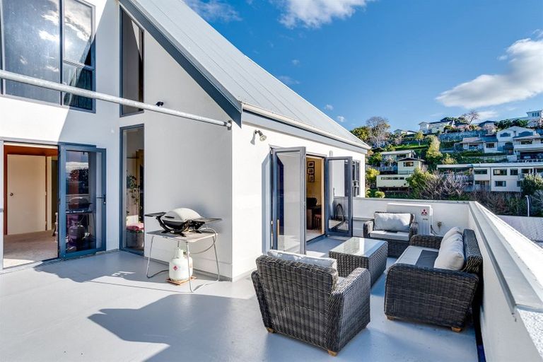 Photo of property in 13 Amner Place, Bluff Hill, Napier, 4110