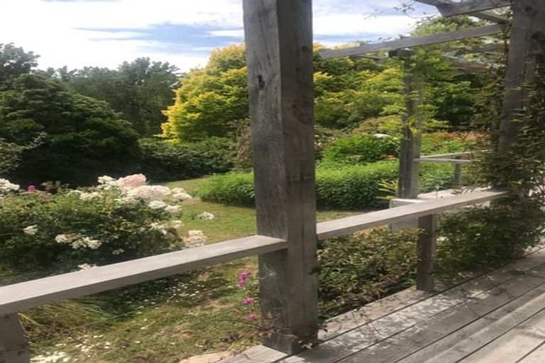 Photo of property in 4400 Christchurch Akaroa Road, Little River, 7591