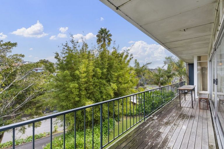 Photo of property in 6 The Esplanade, Castor Bay, Auckland, 0620