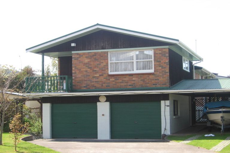 Photo of property in 11 Tawavale Street, Pukehangi, Rotorua, 3015