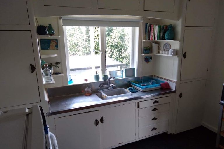 Photo of property in 97 Beach Road, Mellons Bay, Auckland, 2014