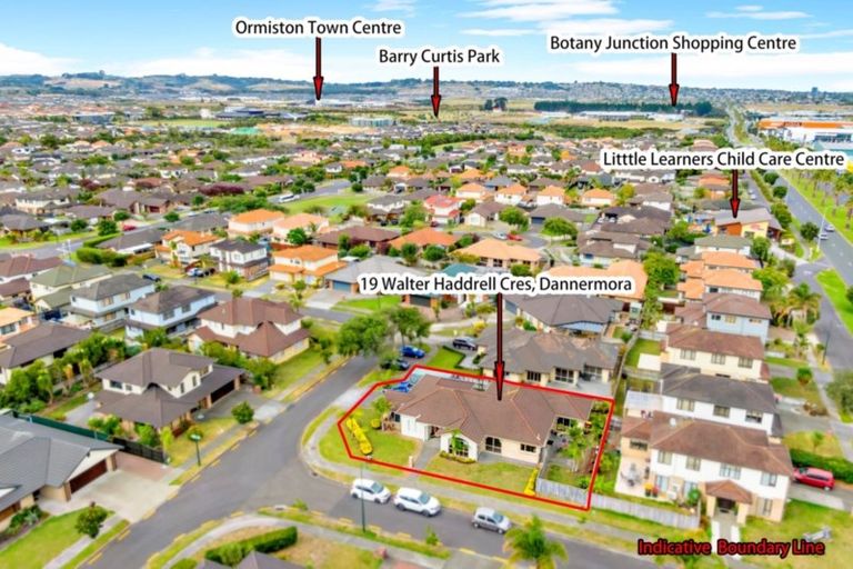 Photo of property in 19 Walter Haddrell Crescent, Flat Bush, Auckland, 2016