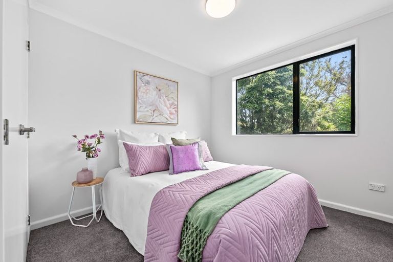 Photo of property in 54 Norana Road, Timberlea, Upper Hutt, 5018