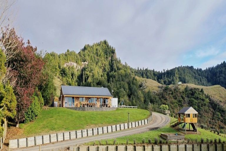 Photo of property in 1394 No 3 Road, Te Puke, 3183