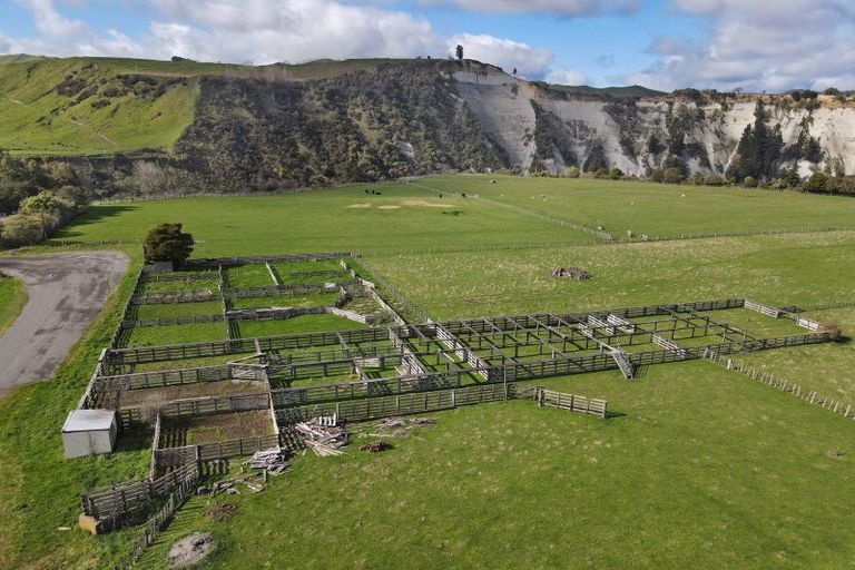 Photo of property in 22 Raumaewa Road, Mangaweka, 4797