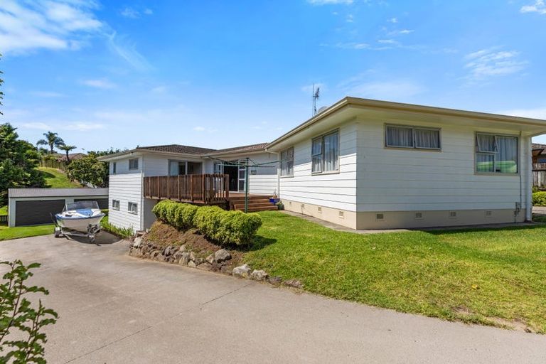 Photo of property in 15 Gilmore Street, Te Puke, 3119