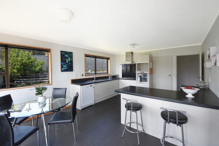 Photo of property in 28 Coolock Crescent, Waverley, Dunedin, 9013