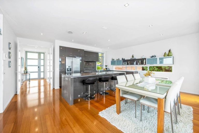 Photo of property in 81 Pine Harbour Parade, Beachlands, Auckland, 2018