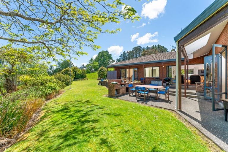 Photo of property in 103 Awa Road, Kumeu, 0891