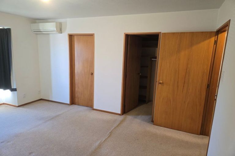 Photo of property in 4 Amdale Avenue, Broomfield, Christchurch, 8042