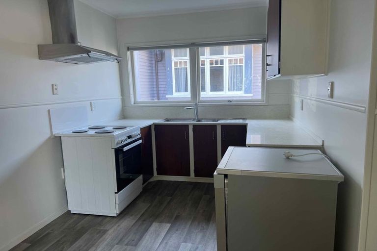 Photo of property in 2/10 Marsden Avenue, Mount Eden, Auckland, 1024