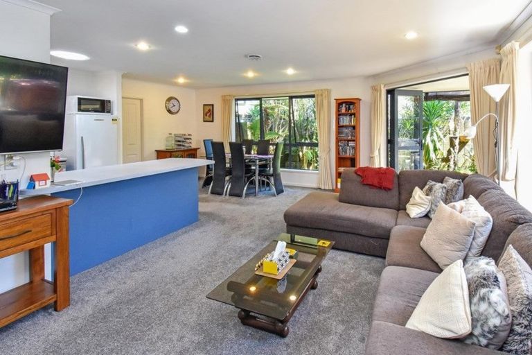 Photo of property in 13a Collie Street, Hillpark, Auckland, 2102