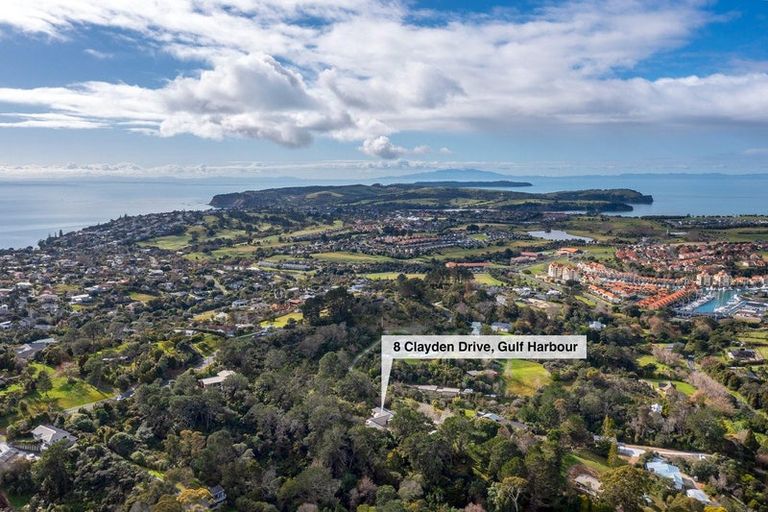 Photo of property in 8 Clayden Drive, Gulf Harbour, Whangaparaoa, 0930