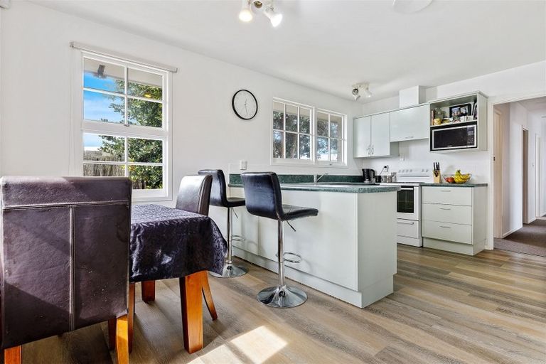 Photo of property in 2/468a Greers Road, Bishopdale, Christchurch, 8053