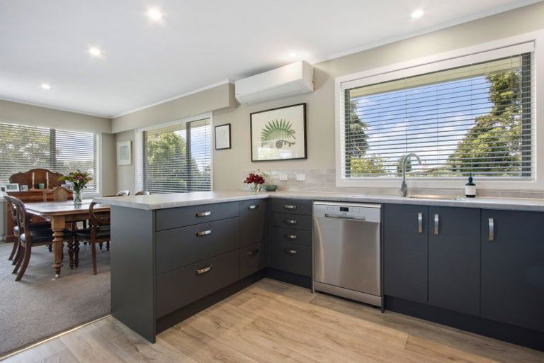 Photo of property in 31 Carisbrooke Street, Katikati, 3129