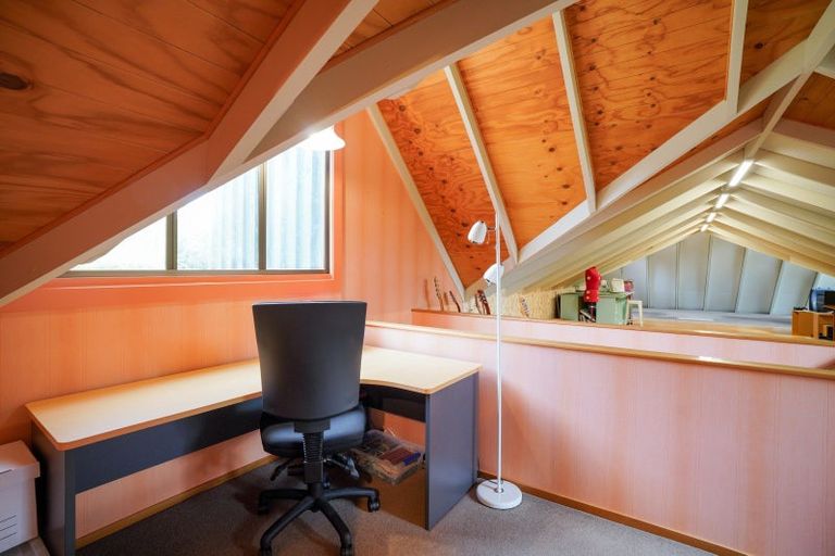 Photo of property in 54 Mckellar Road, Seaward Bush, Invercargill, 9871