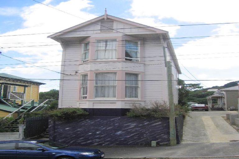 Photo of property in 113 Pirie Street, Mount Victoria, Wellington, 6011