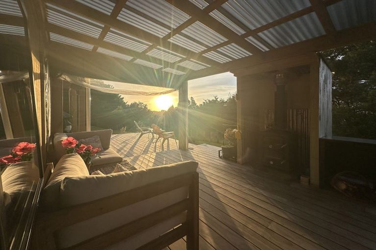 Photo of property in 24 Noakes Hill Road, Puhoi, Silverdale, 0994