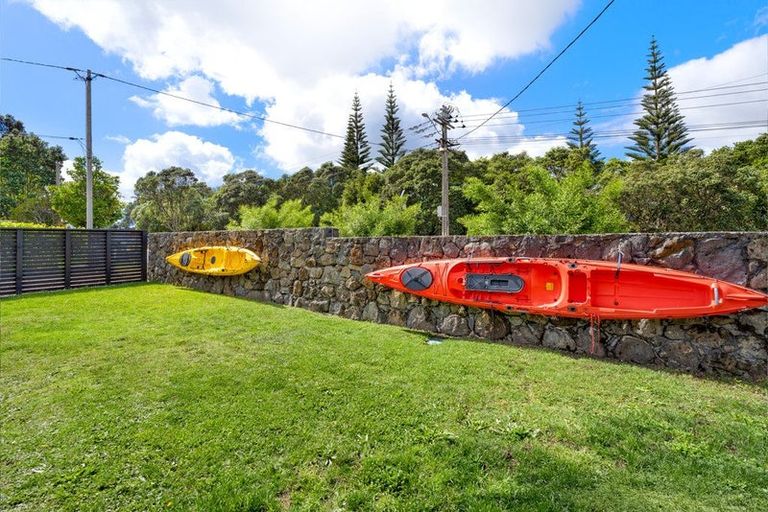 Photo of property in 31 Riverside Road, Orewa, 0931