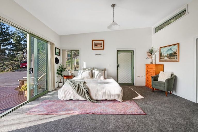 Photo of property in 91 Mangakura Road, Helensville, 0875