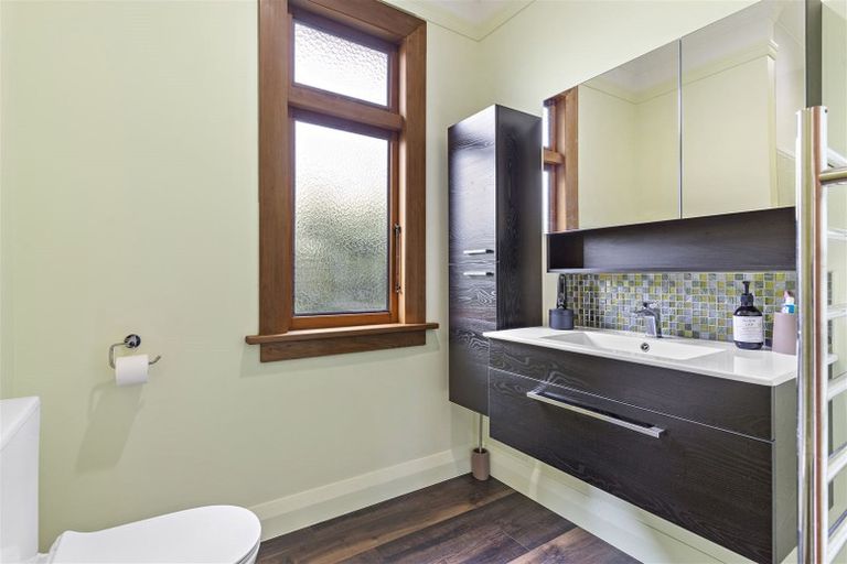 Photo of property in 12 Albert Street, Masterton, 5810