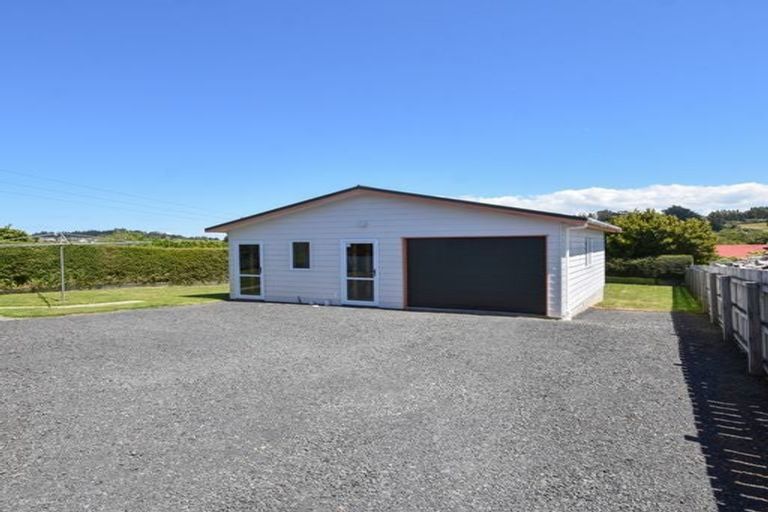 Photo of property in 10 Lincoln Street, Halfway Bush, Dunedin, 9010