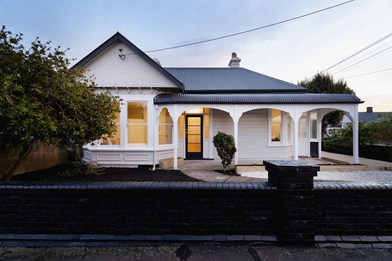 Photo of property in 18 Freyberg Street, Saint Kilda, Dunedin, 9012