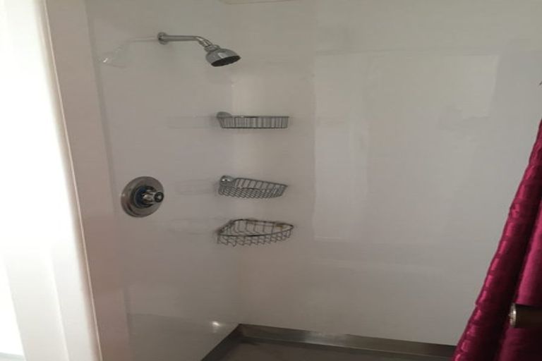 Photo of property in 3 Colorado Grove, Brooklyn, Wellington, 6021