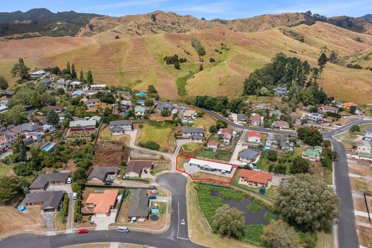 Photo of property in 6 Brian Curle Close, Huntly, 3700