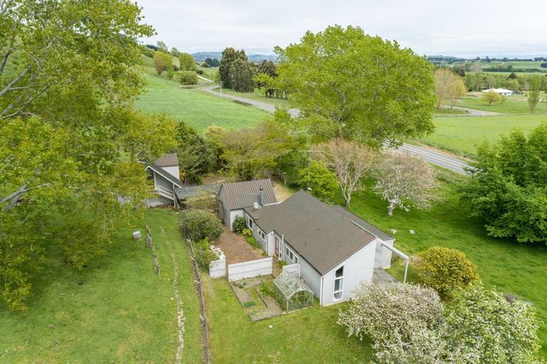 Photo of property in 691 Te Whiti Road, Te Whiti, Masterton, 5884