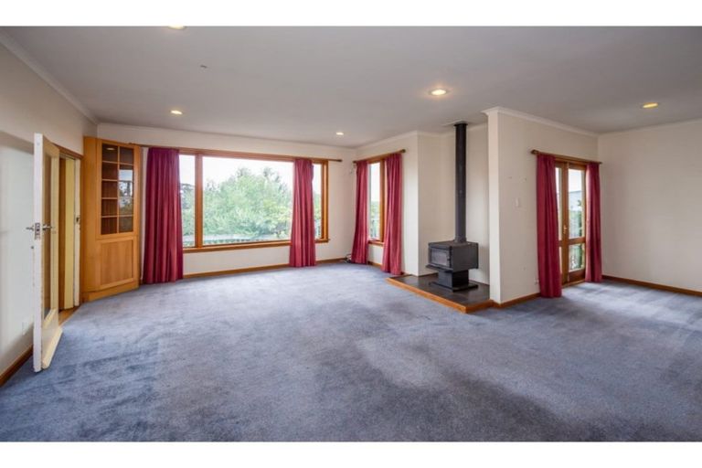 Photo of property in 330 Centaurus Road, Hillsborough, Christchurch, 8022