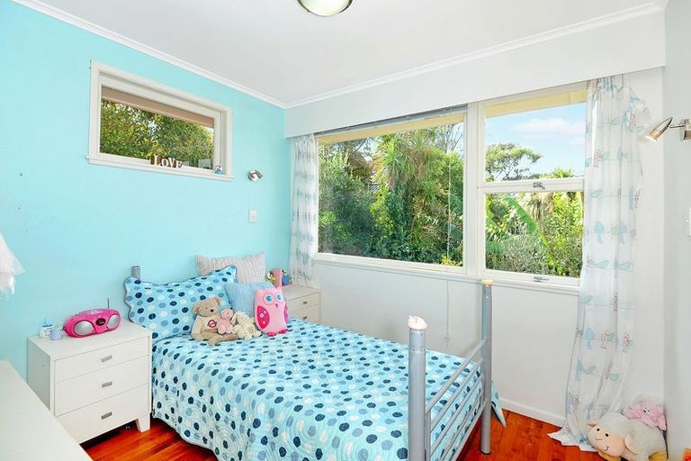 Photo of property in 75 Lake Road, Northcote, Auckland, 0627