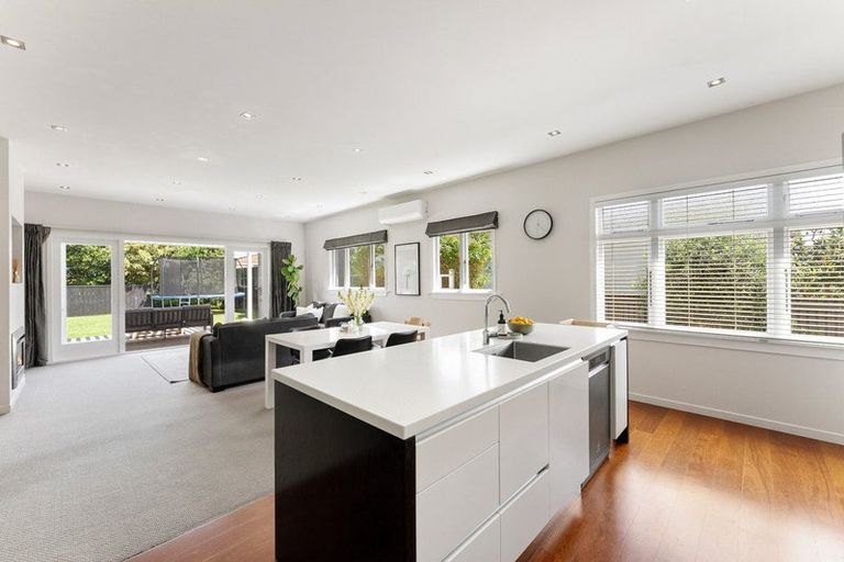 Photo of property in 56 Doone Street, Lynmouth, New Plymouth, 4310