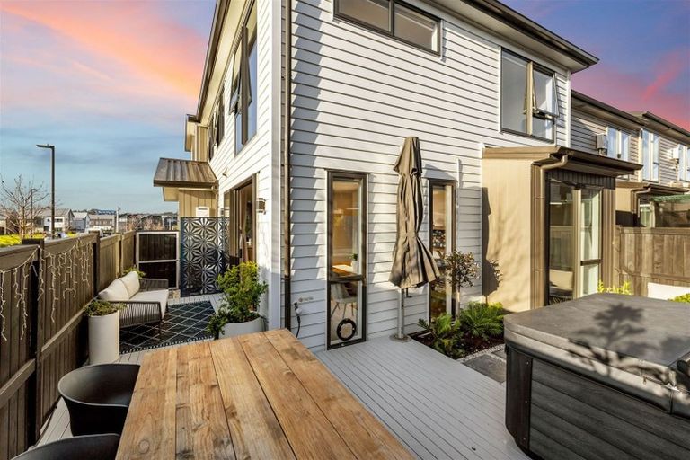 Photo of property in 5 Waterlily Street, Hobsonville, Auckland, 0616