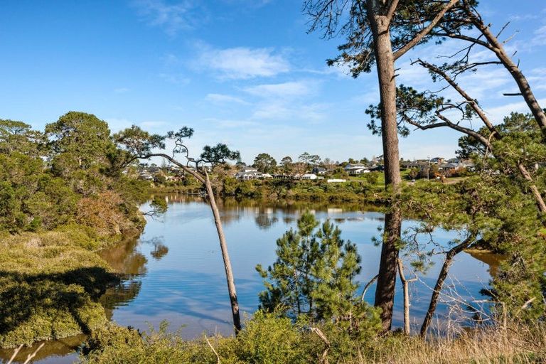 Photo of property in 3 Ada Lane, Riverhead, 0793