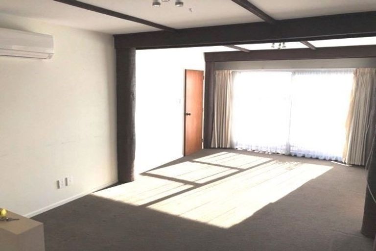 Photo of property in 155 Major Hornbrook Road, Mount Pleasant, Christchurch, 8081