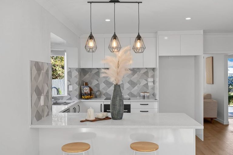 Photo of property in 9 Bunnythorpe Road, Papakura, 2110