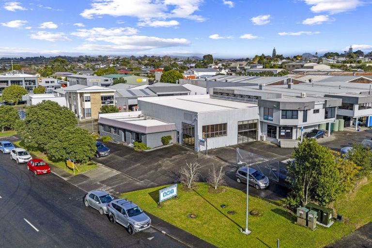 Photo of property in 21a Akatea Road, Korokoro, Lower Hutt, 5012