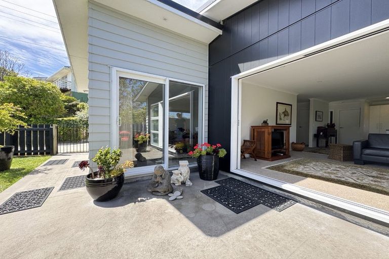 Photo of property in 190 Helston Road, Paparangi, Wellington, 6037
